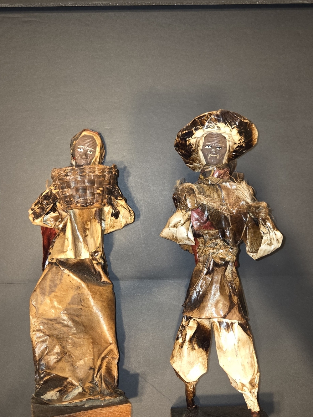 VTG Mid Century Handcrafted Brown and Tan Folk Art Figure Pair - Home Accents